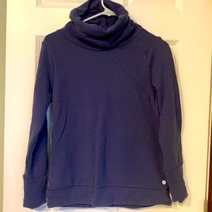 Thick cowl neck sweatshirt